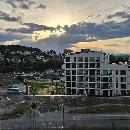 Ny,fin, Lys Og Romslig 2-roms Leilighet Stavange Daire
