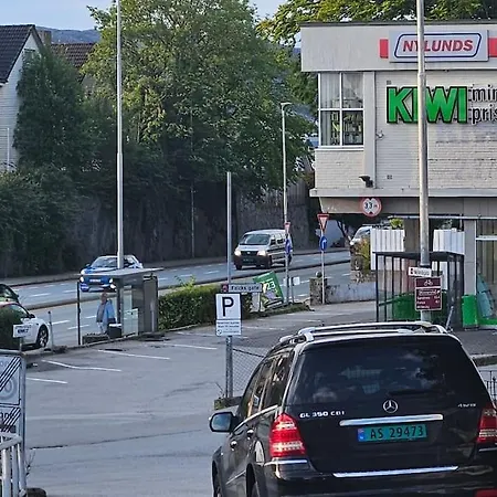 Ny,fin, Lys Og Romslig 2-roms Leilighet Stavange Διαμέρισμα